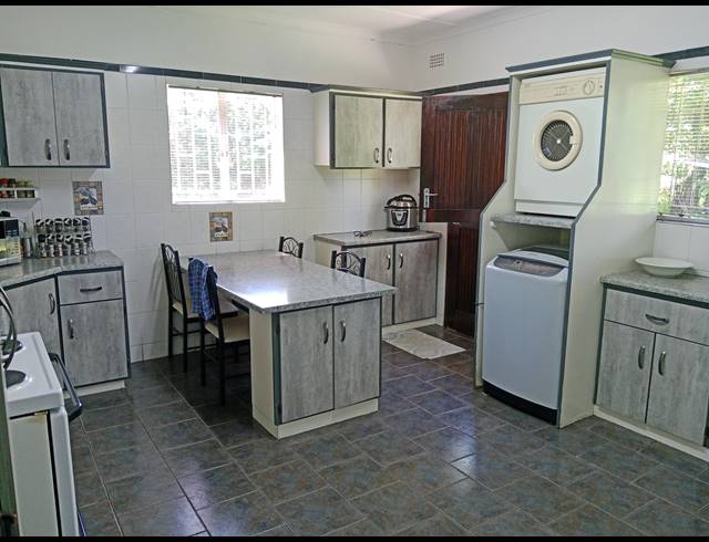 4 BEDROOM HOUSE FOR SALE IN LINCOLN MEADE